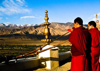 Monks-Blow-Large-Ceremonial-Horns-at-Hemis-Monastery-Ladakh