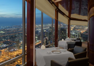 At.mosphere-Restaurant-Burj-Khalifa-2