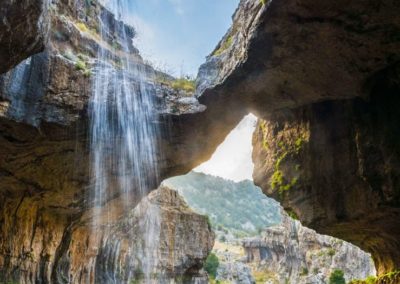 cascada-baatara-libano
